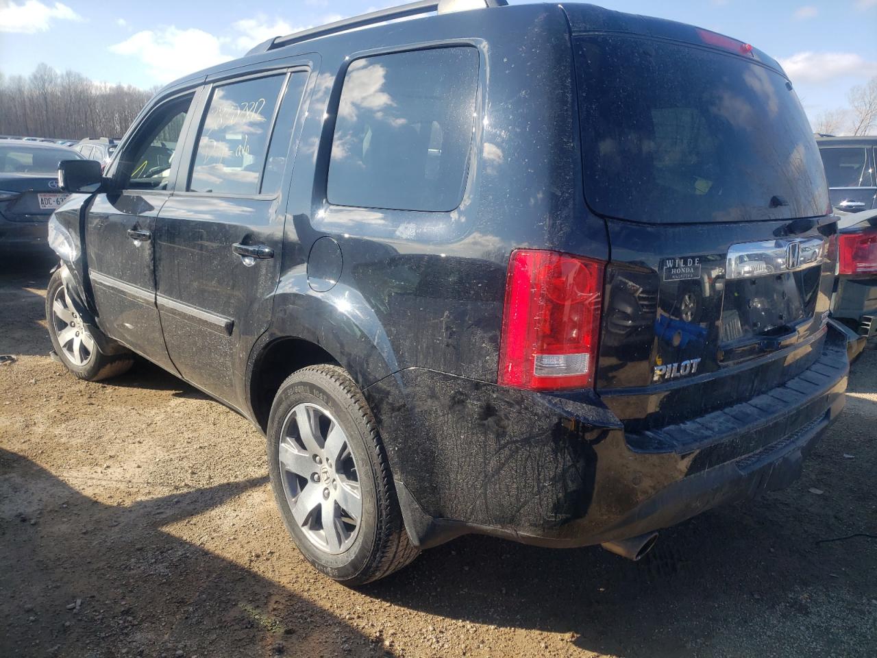 Photo 3 from auction – 2014 HONDA PILOT TOUR with VIN 5FNYF4H98EB019710