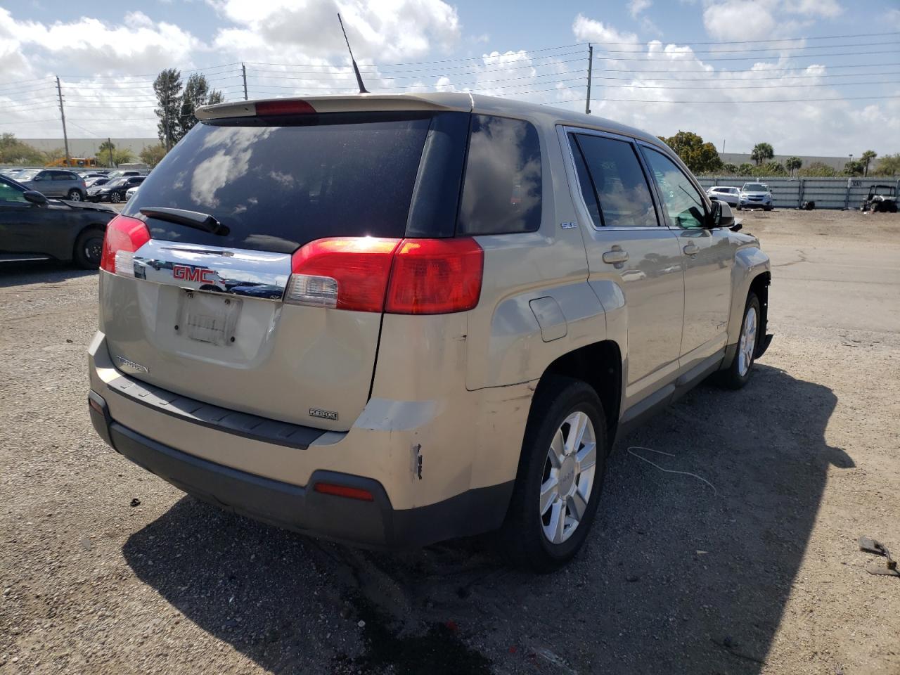 Photo 4 from auction – 2012 GMC TERRAIN SL with VIN 2GKALMEK9C6193326