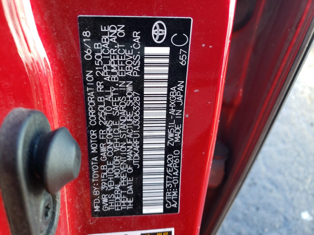 Photo 10 from auction – 2018 TOYOTA PRIUS with VIN JTDKARFU1J3063287