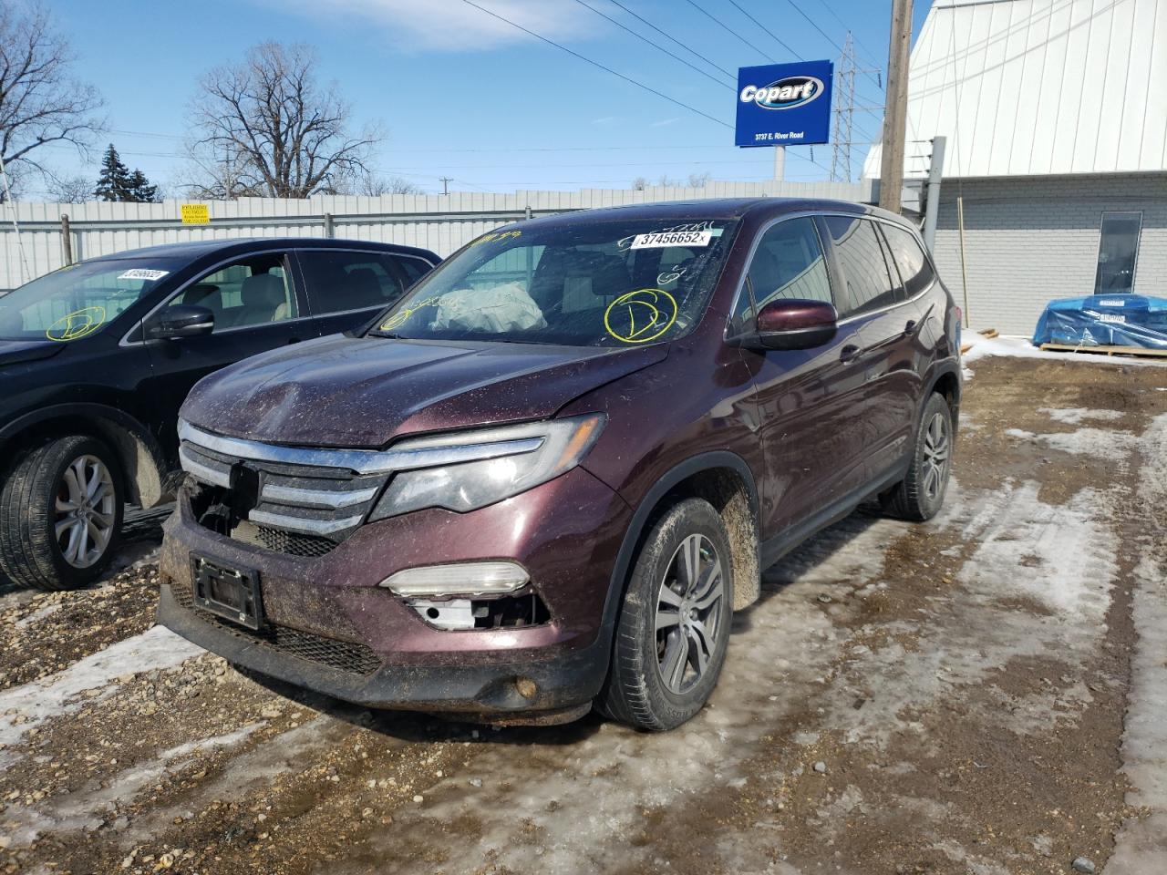 Photo 2 from auction – 2016 HONDA PILOT EXL with VIN 5FNYF6H50GB058545