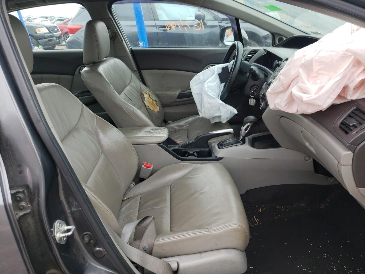 Photo 5 from auction – 2012 HONDA CIVIC EXL with VIN 2HGFB2F92CH549688