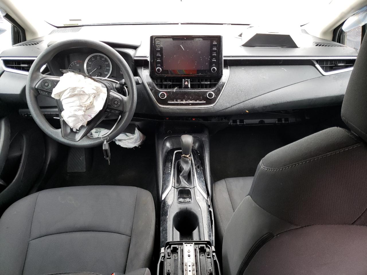 Photo 9 from auction – 2020 TOYOTA COROLLA LE with VIN 5YFEPRAE8LP096468