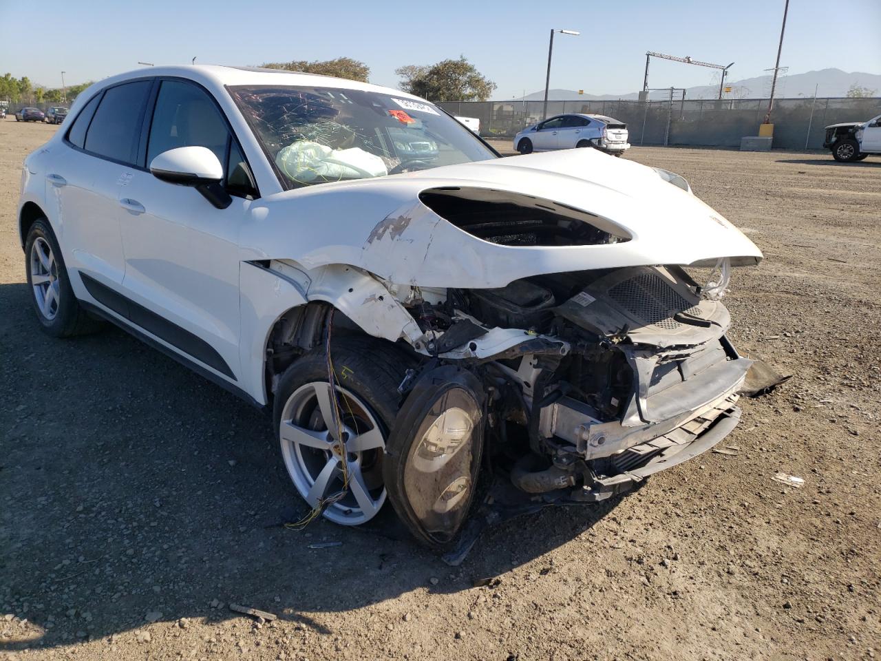 PORSCHE MACAN 2018 with VIN WP1AA2A55JLB08832 - Photo from auction