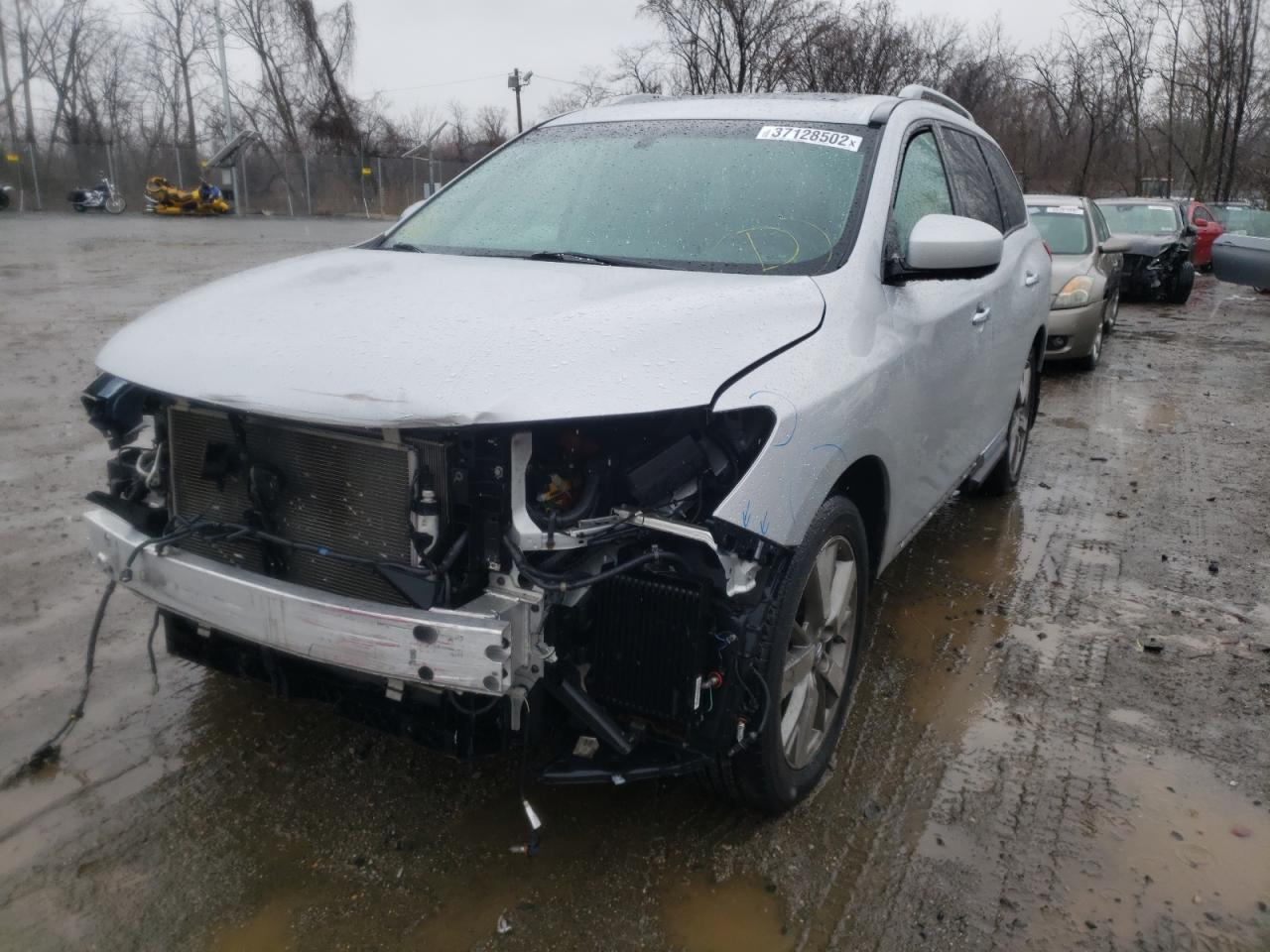 Photo 2 from auction – 2013 NISSAN PATHFINDER with VIN 5N1AR2MM2DC622585