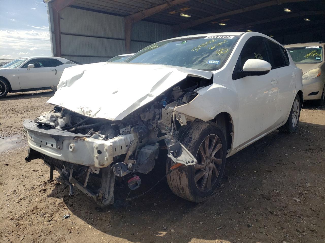 Photo 2 from auction – 2012 MAZDA 3 I with VIN JM1BL1M76C1663861