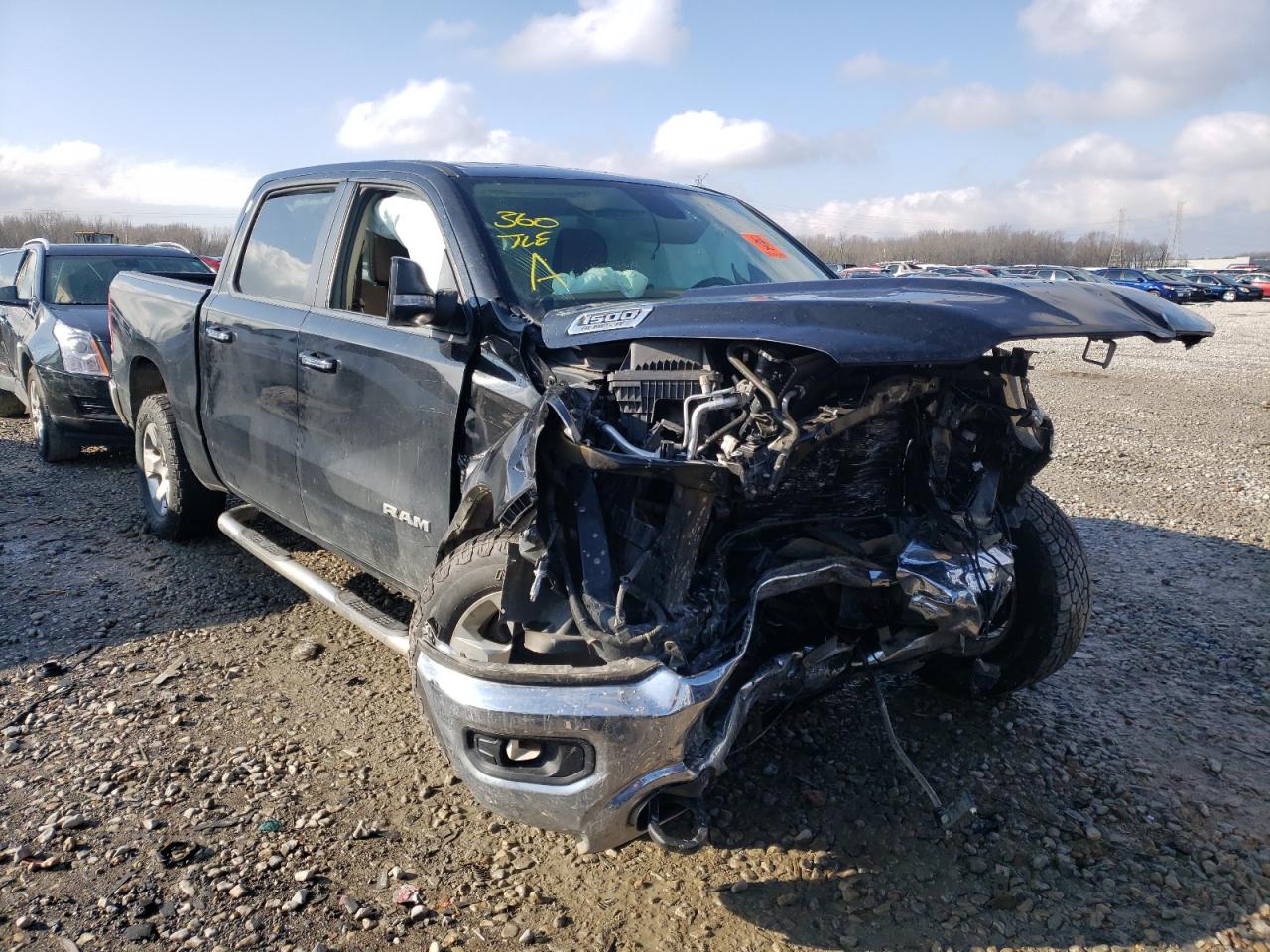RAM 1500 BIG H 2019 with VIN 1C6SRFFT4KN598822 - Photo from auction