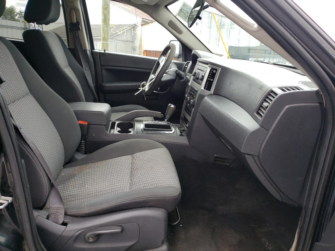 Photo 5 from auction – 2008 JEEP GRAND CHER with VIN 1J8GR48K28C102470