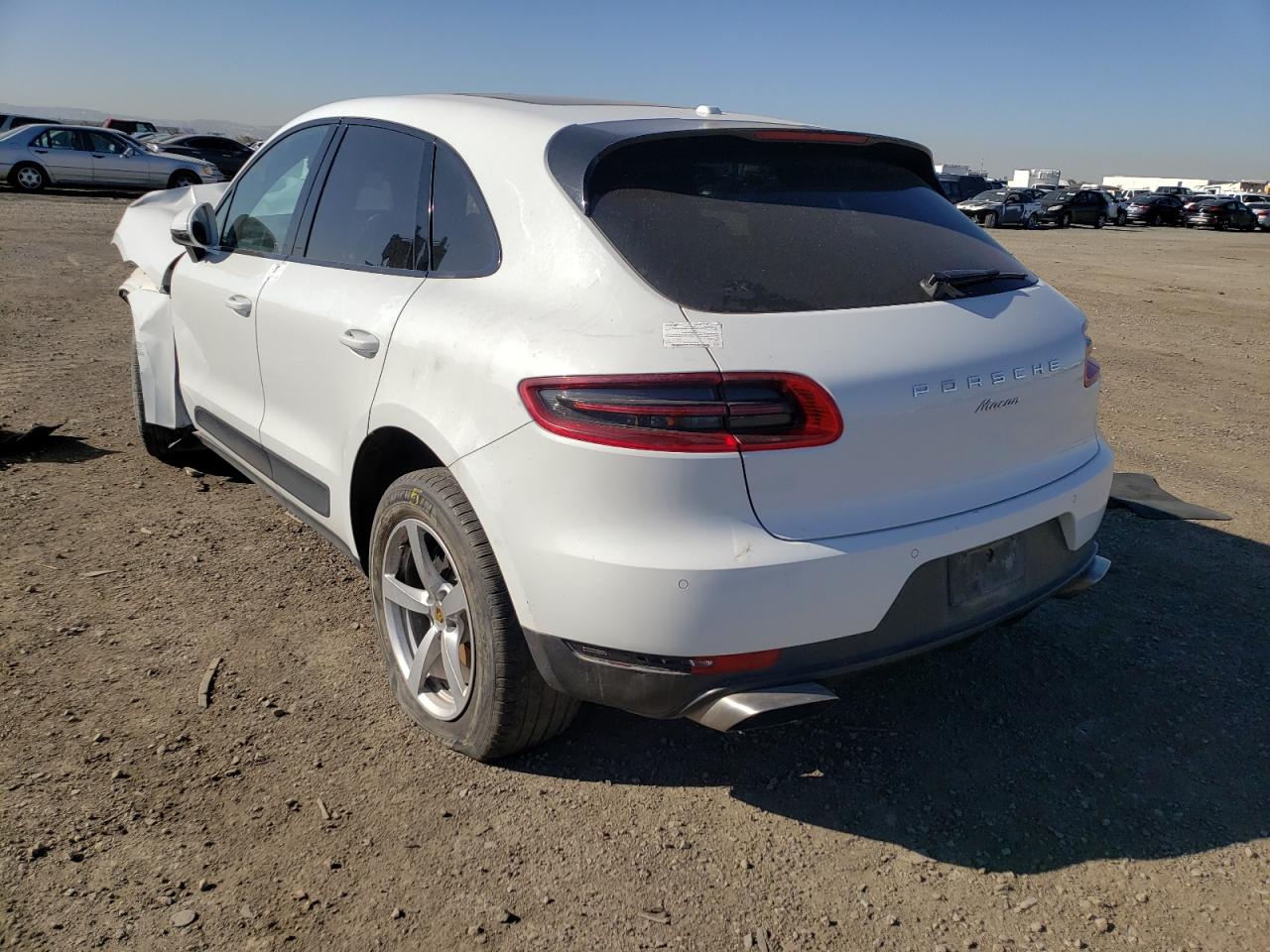Photo 3 from auction – 2018 PORSCHE MACAN with VIN WP1AA2A55JLB08832