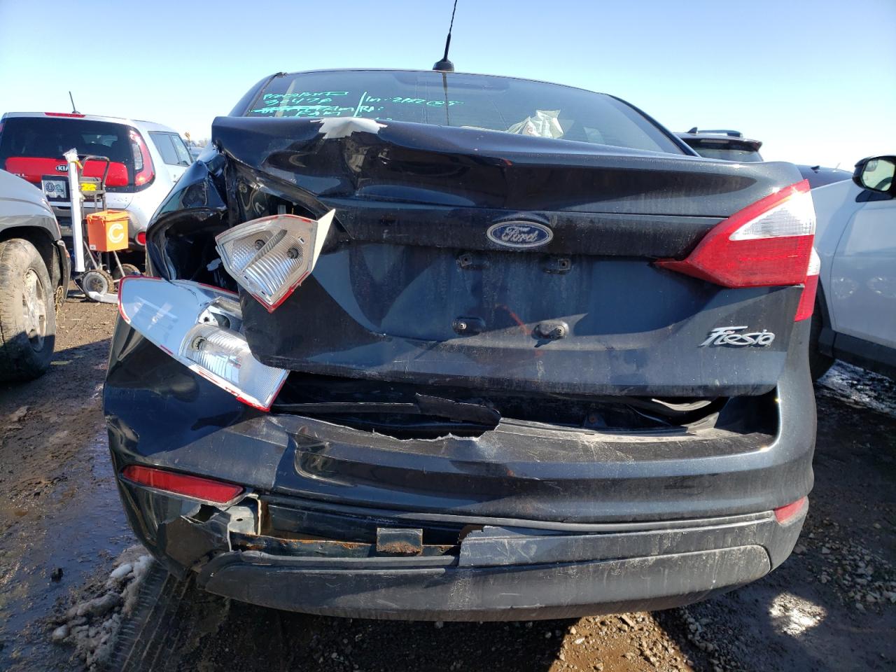 Photo 9 from auction – 2014 FORD FIESTA S with VIN 3FADP4AJ7EM132422