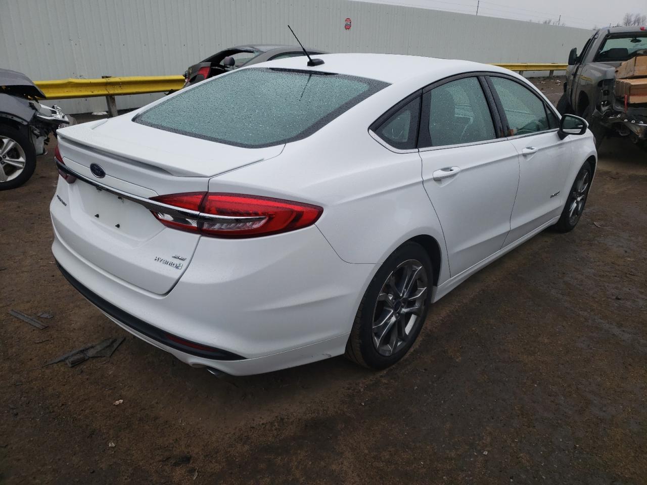 Photo 4 from auction – 2017 FORD FUSION SE with VIN 3FA6P0LU1HR368791