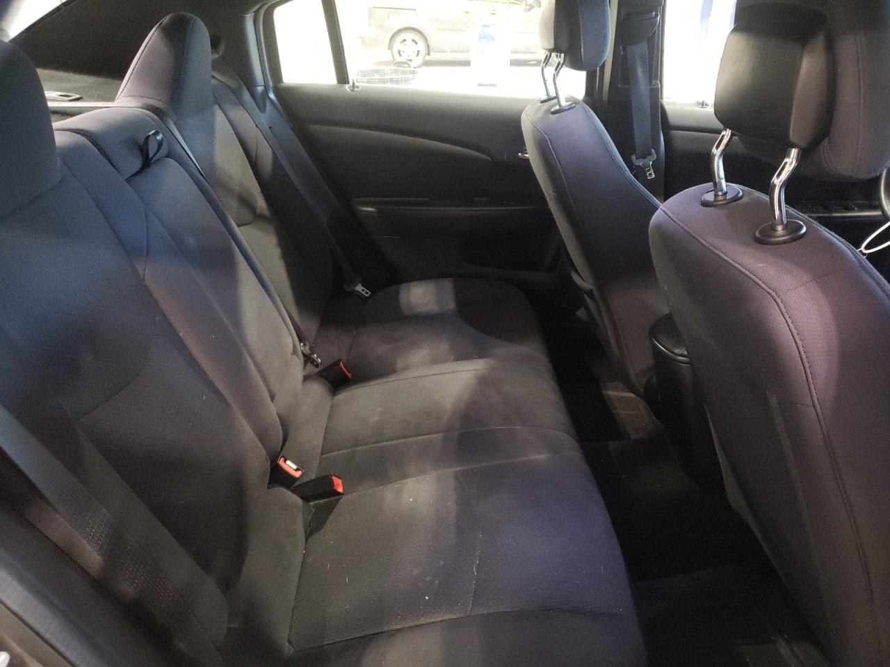 Photo 6 from auction – 2013 CHRYSLER 200 TOURIN with VIN 1C3CCBBB8DN615181