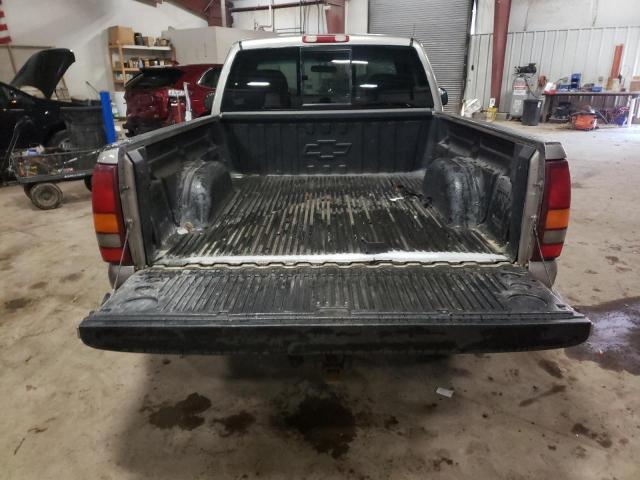 Photo 6 from auction – 2000 CHEVROLET SILVERADO with VIN 1GCEC14T5YZ233838