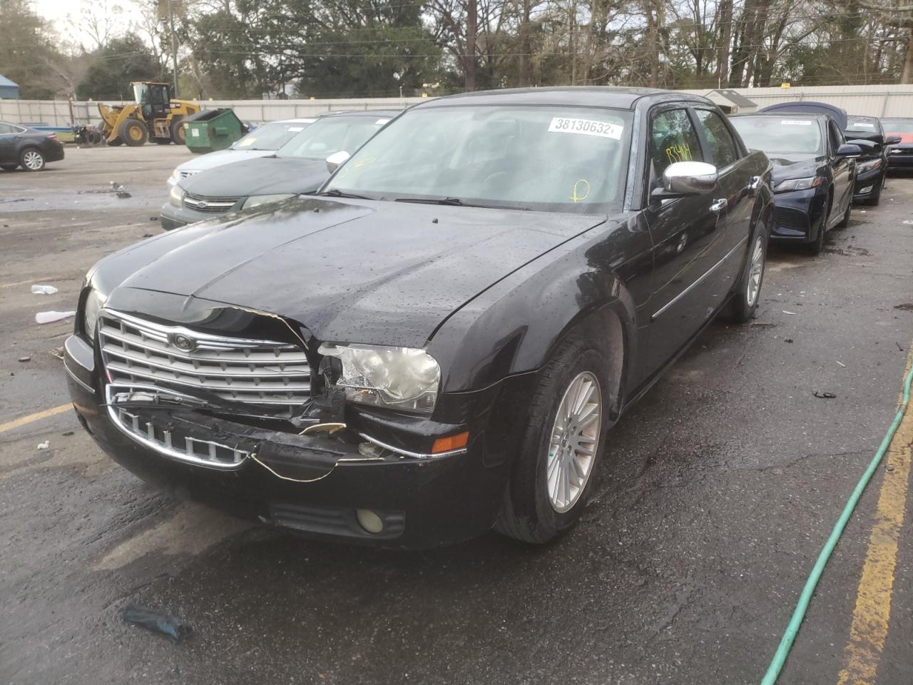 Photo 2 from auction – 2010 CHRYSLER 300 TOURIN with VIN 2C3CA5CV4AH139967