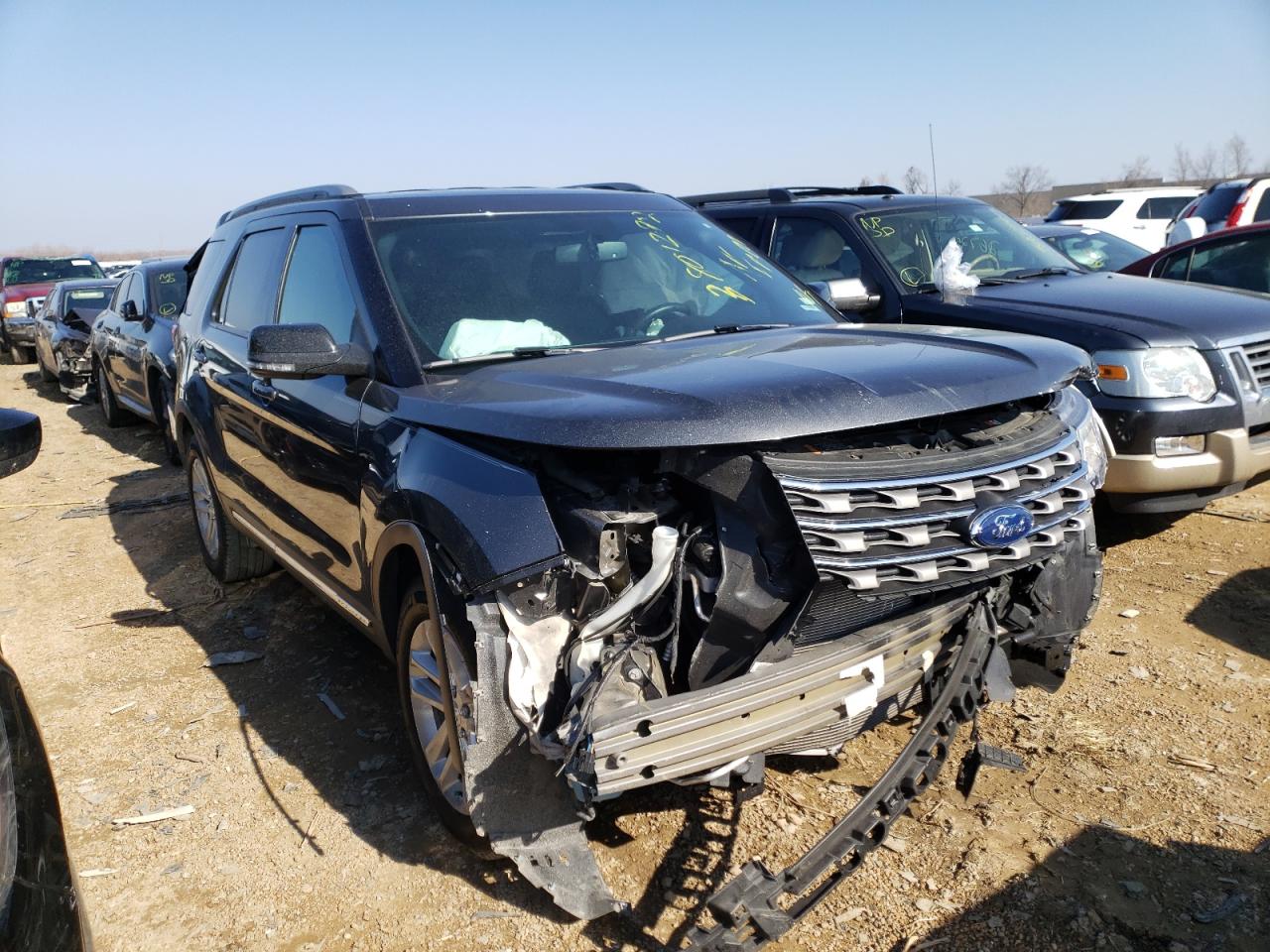 FORD EXPLORER X 2017 with VIN 1FM5K7D83HGD03183 - Photo from auction