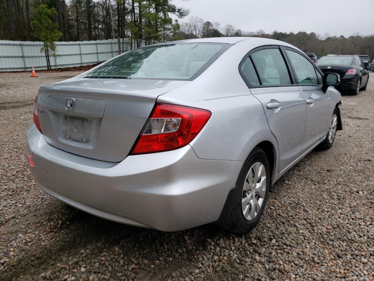 Photo 4 from auction – 2012 HONDA CIVIC LX with VIN 2HGFB2F51CH331917