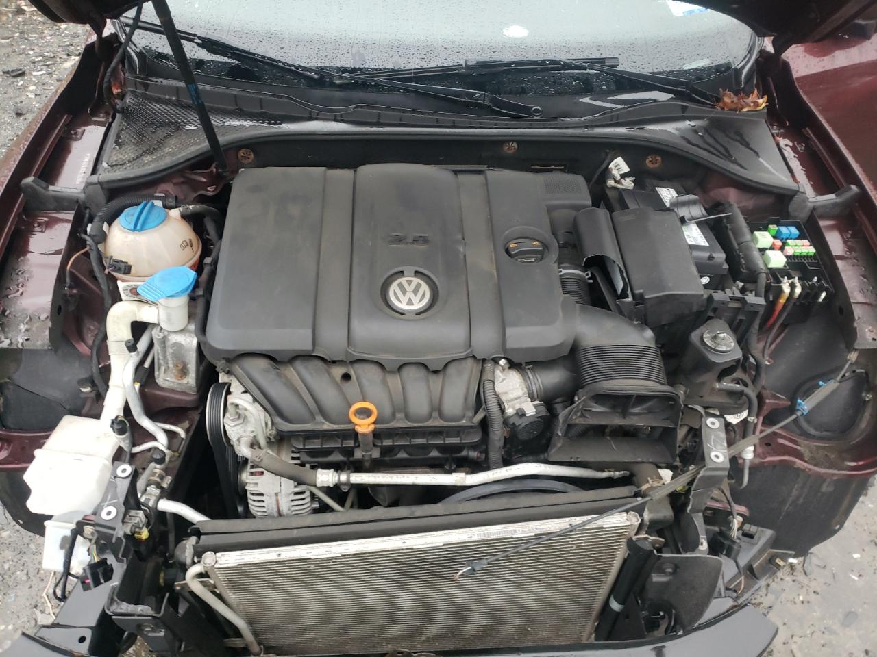 Photo 7 from auction – 2013 VOLKSWAGEN PASSAT S with VIN 1VWAP7A37DC124253
