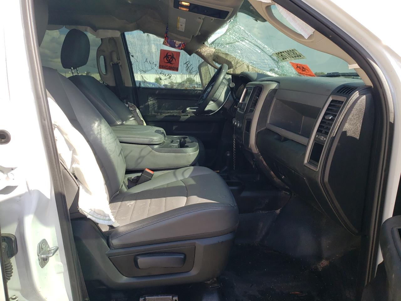 Photo 5 from auction – 2018 RAM 2500 ST with VIN 3C6UR5CL9JG396671