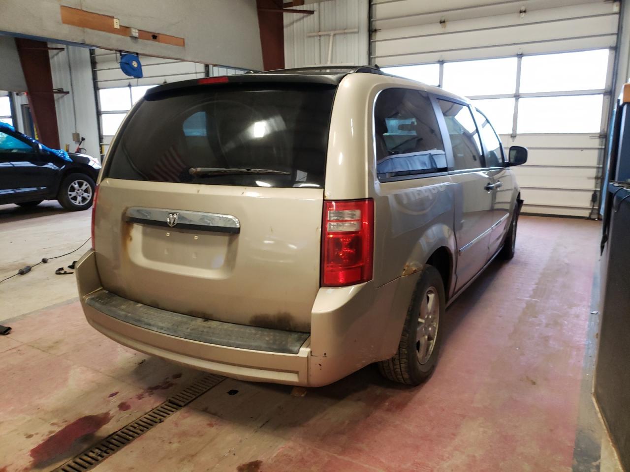 Photo 4 from auction – 2009 DODGE GRAND CARA with VIN 2D8HN54119R669936