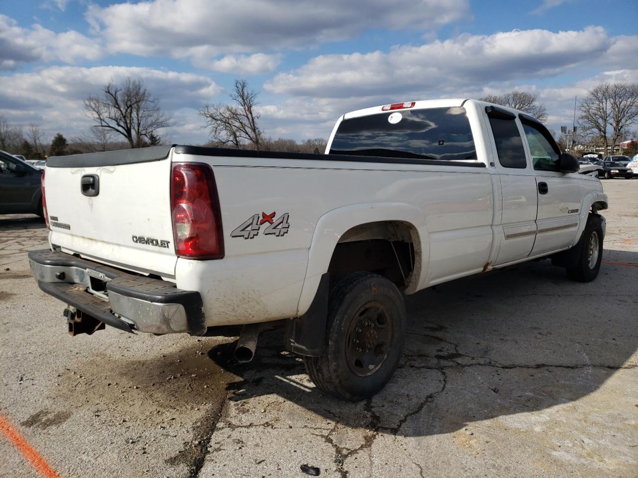 Photo 4 from auction – 2003 CHEVROLET SILVERADO with VIN 1GCHK29G73E219019