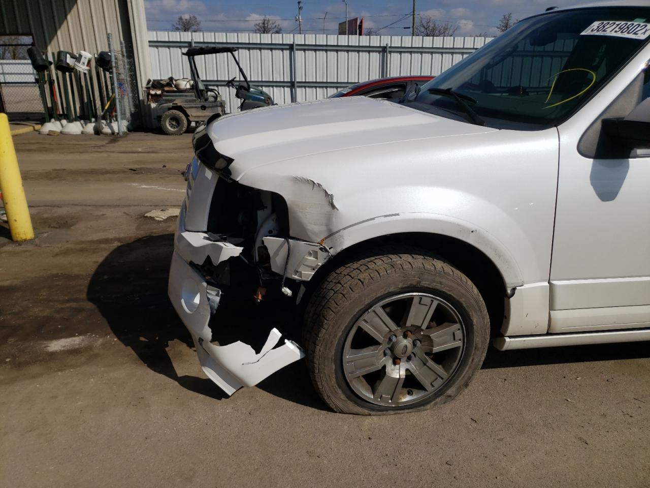 Photo 9 from auction – 2010 FORD EXPEDITION with VIN 1FMJK2A54AEB08030