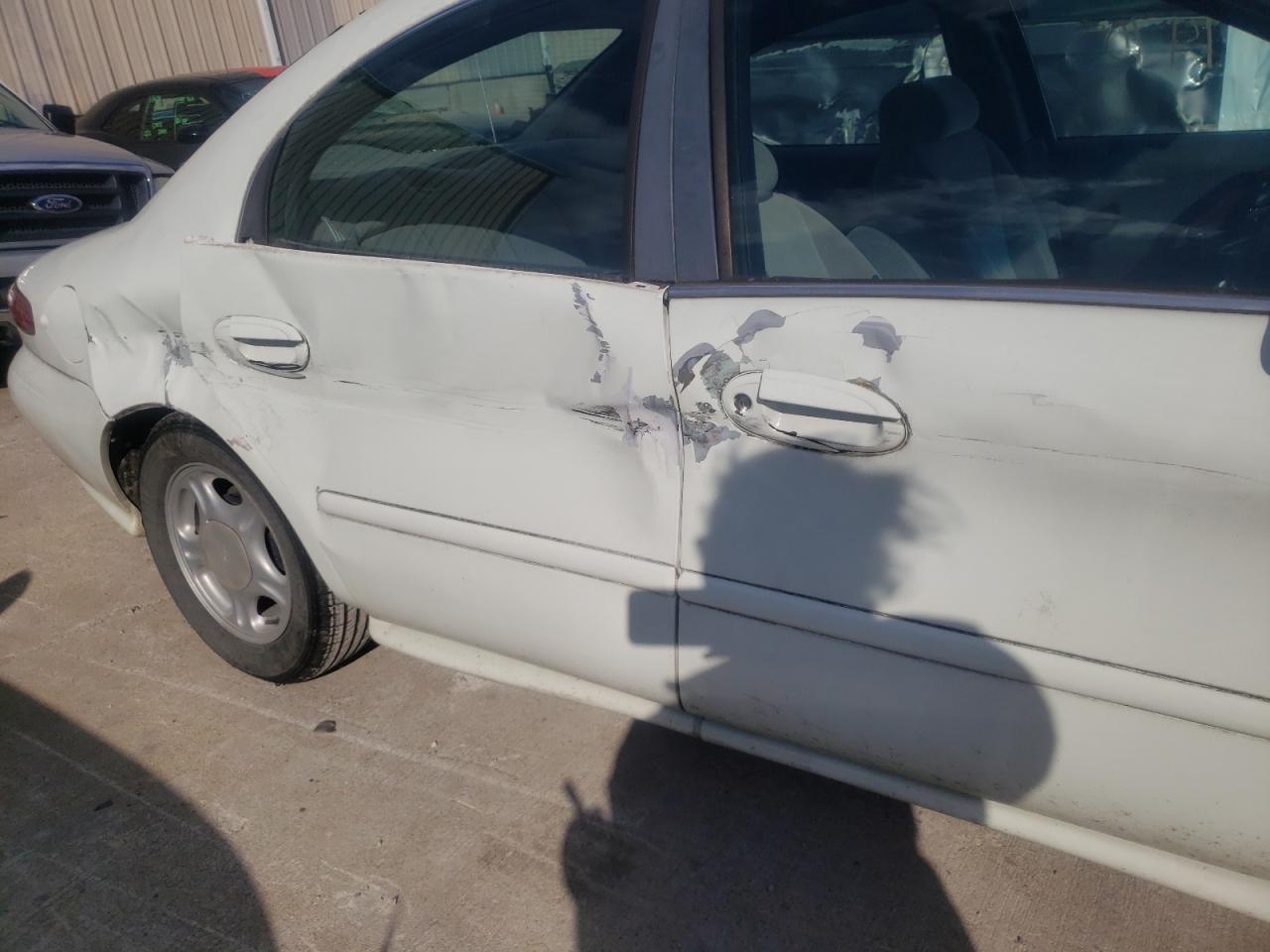 Photo 9 from auction – 1999 MERCURY SABLE GS with VIN 1MEFM50U7XG612422