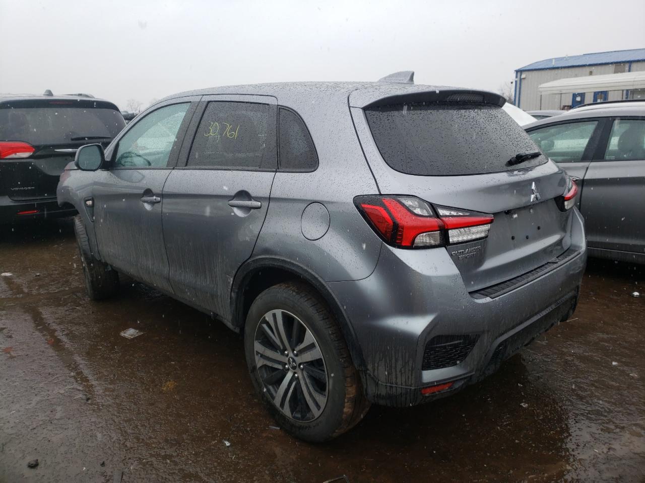 Photo 3 from auction – 2020 MITSUBISHI OUTLANDER with VIN JA4AP3AU8LU012570