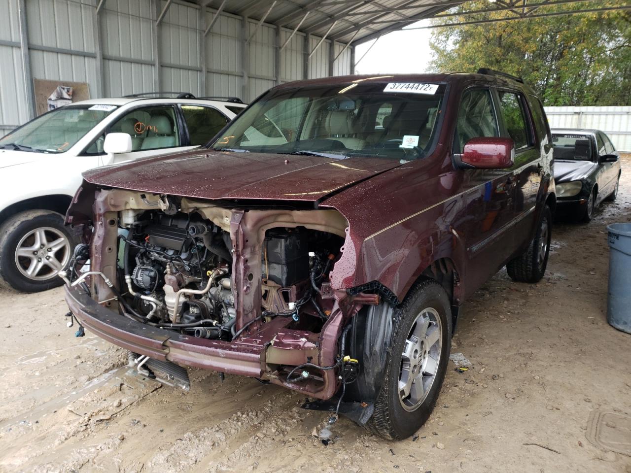 Photo 2 from auction – 2009 HONDA PILOT TOUR with VIN 5FNYF38879B008012