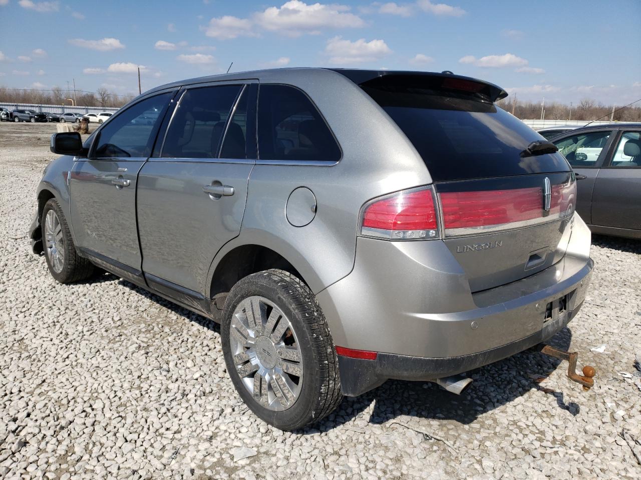 Photo 3 from auction – 2008 LINCOLN MKX with VIN 2LMDU88C48BJ11082