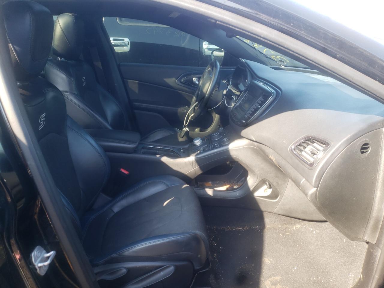 Photo 5 from auction – 2015 CHRYSLER 200 S with VIN 1C3CCCBB4FN751008