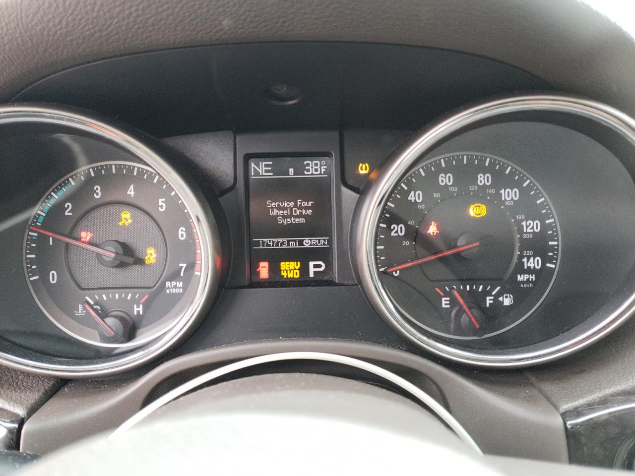Photo 8 from auction – 2012 JEEP GRAND CHER with VIN 1C4RJFAT5CC225453