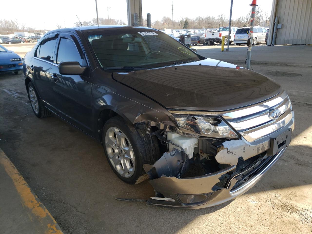 FORD FUSION SE 2011 with VIN 3FAHP0HA3BR333894 - Photo from auction