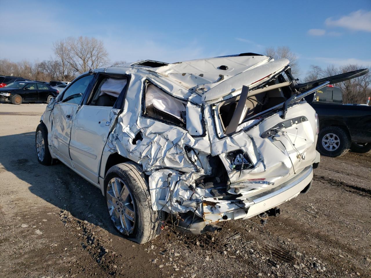 Photo 3 from auction – 2015 GMC ACADIA DEN with VIN 1GKKVTKD6FJ334875