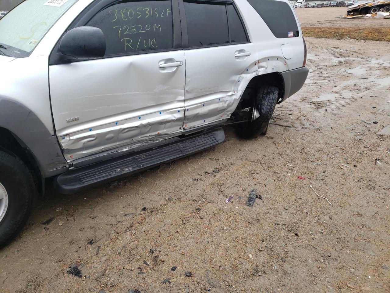 Photo 9 from auction – 2003 TOYOTA 4RUNNER SR with VIN JTEZT14R730009243