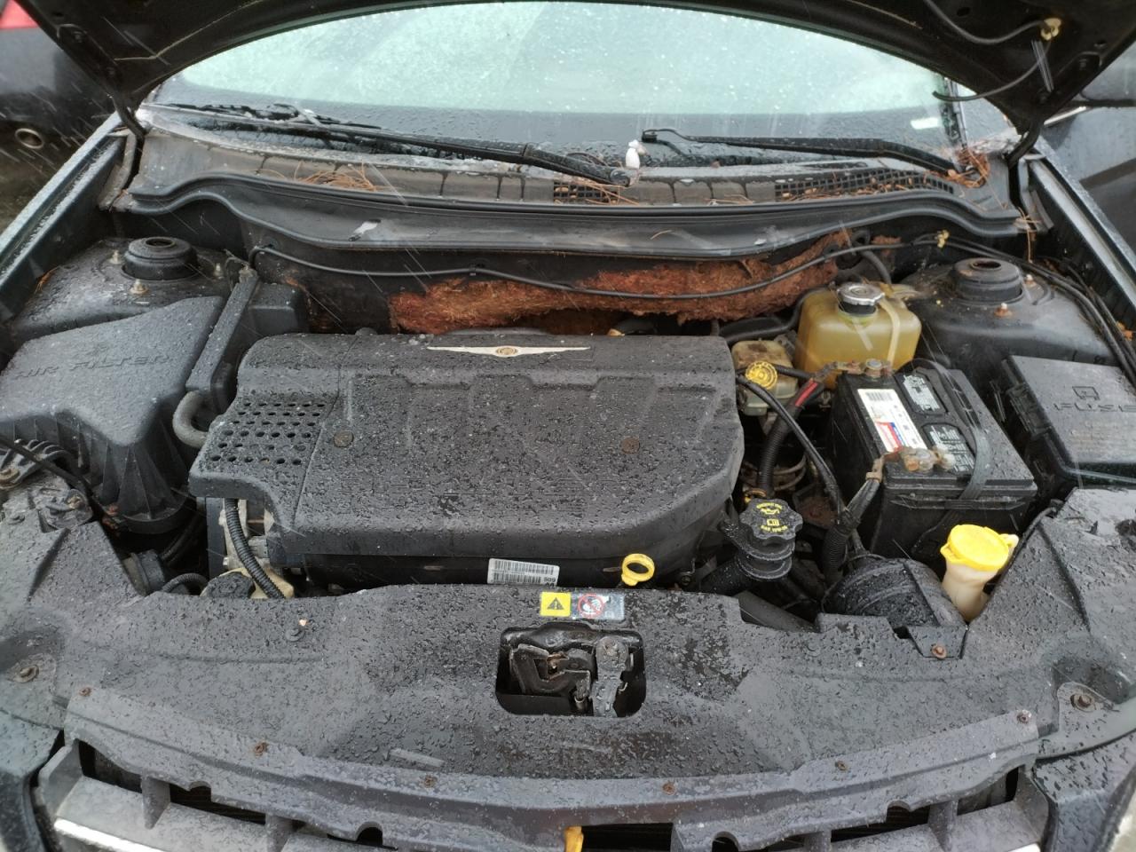 Photo 7 from auction – 2005 CHRYSLER PACIFICA with VIN 2C8GF68495R396657