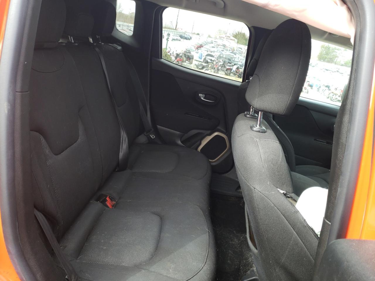 Photo 6 from auction – 2017 JEEP RENEGADE L with VIN ZACCJABB9HPG31124