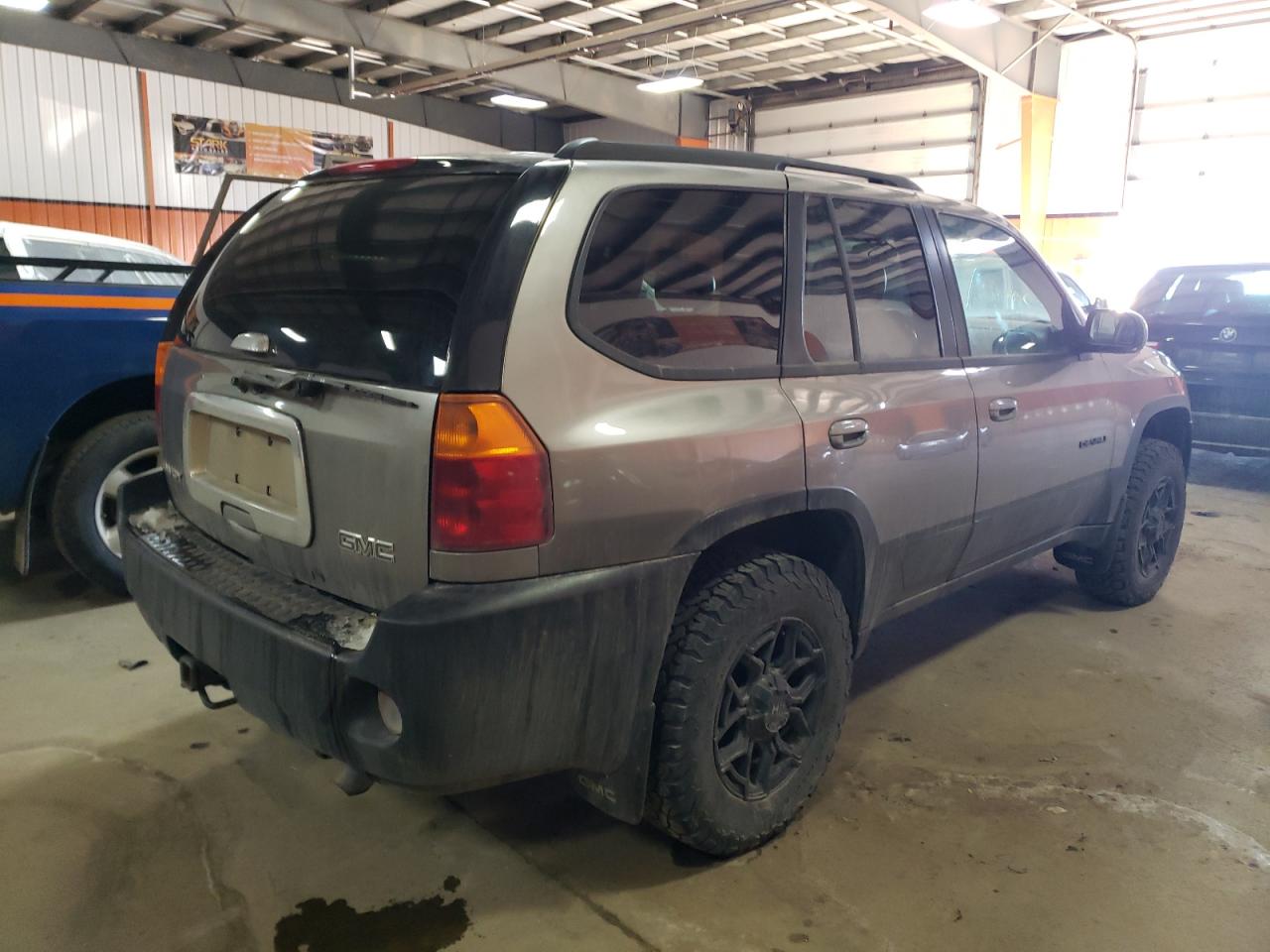 Photo 4 from auction – 2006 GMC ENVOY DENA with VIN 1GKET63M162144222