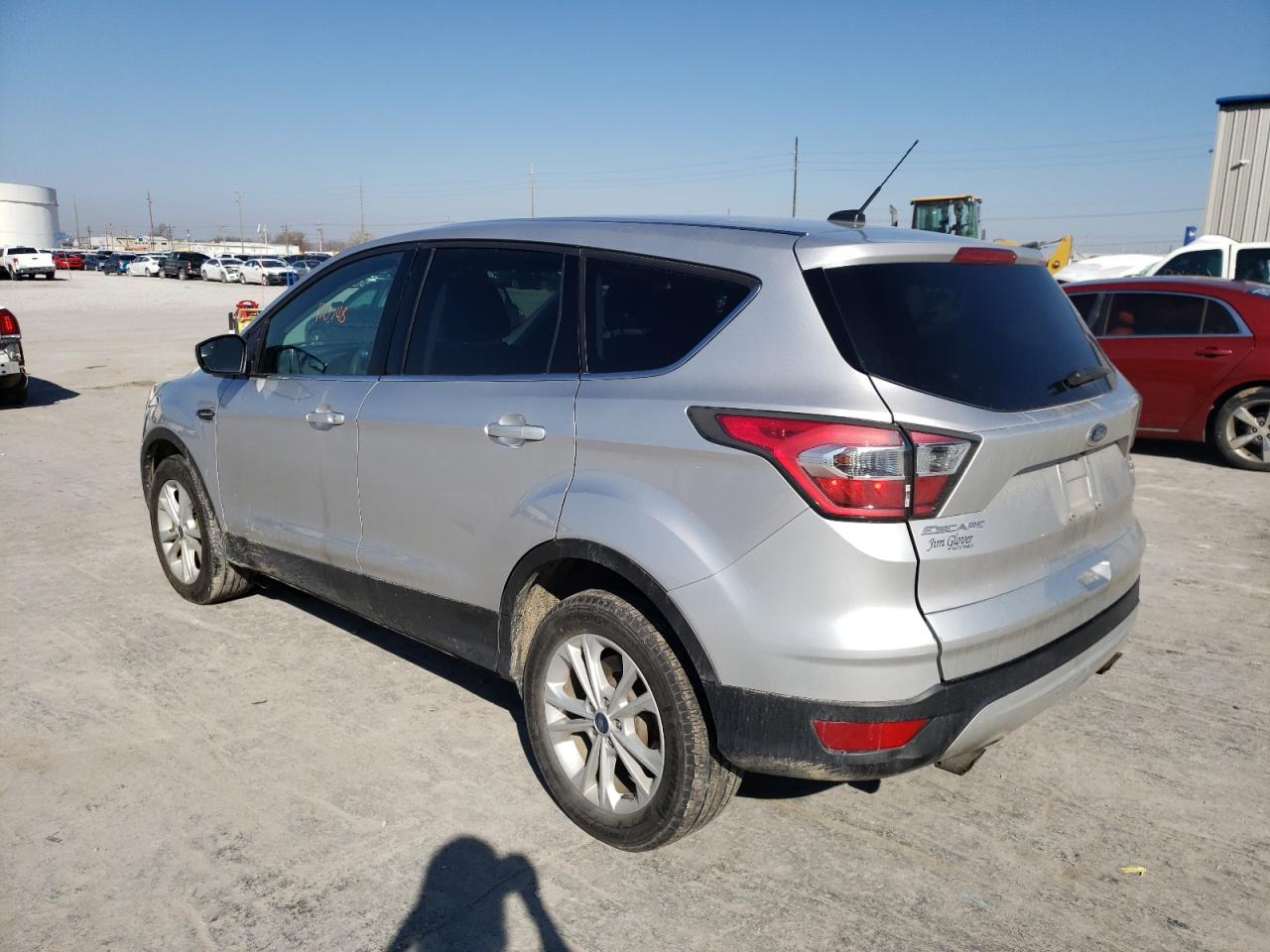 Photo 3 from auction – 2017 FORD ESCAPE SE with VIN 1FMCU0G98HUB46197
