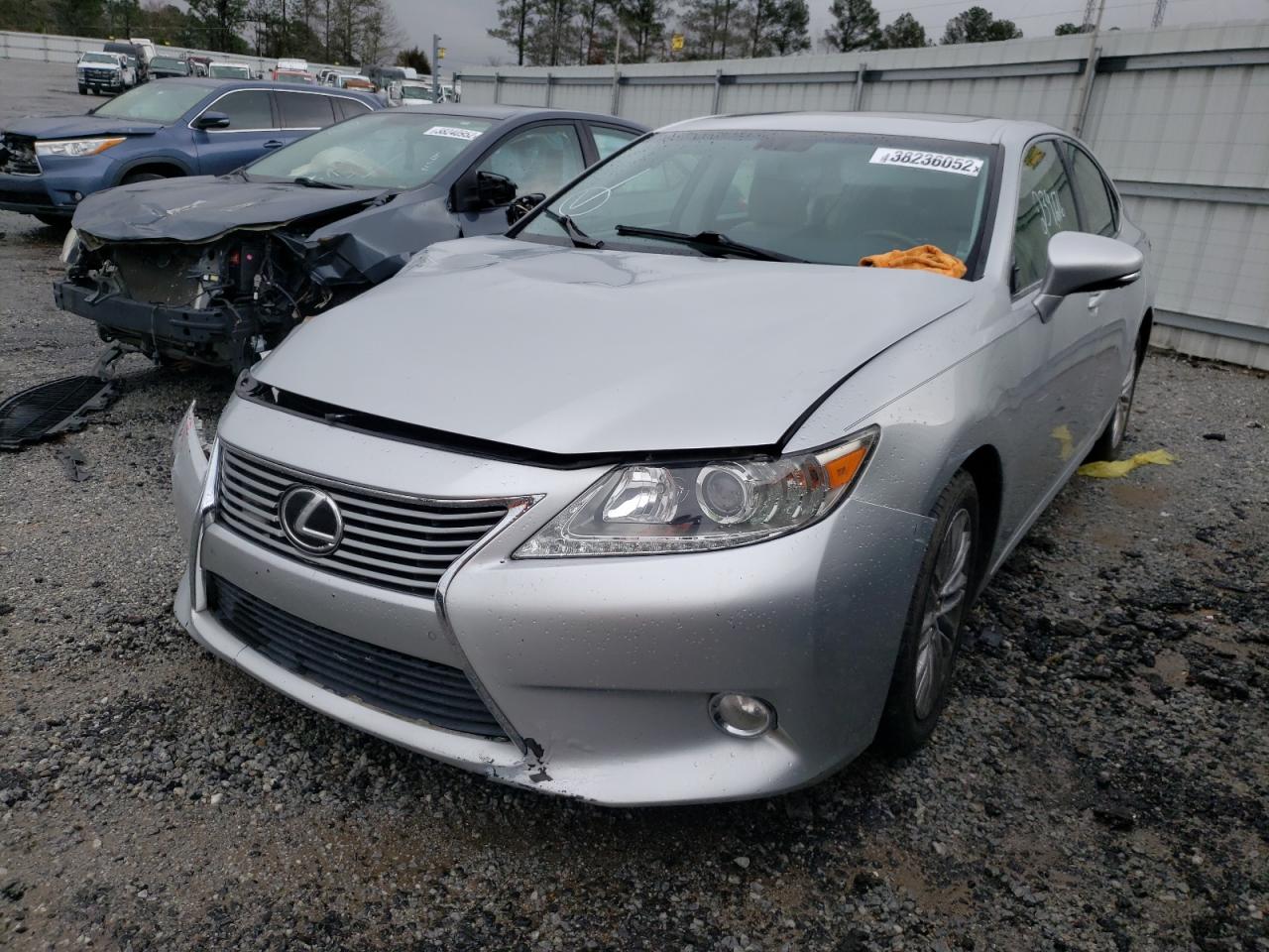 Photo 2 from auction – 2013 LEXUS ES 350 with VIN JTHBK1GGXD2007591