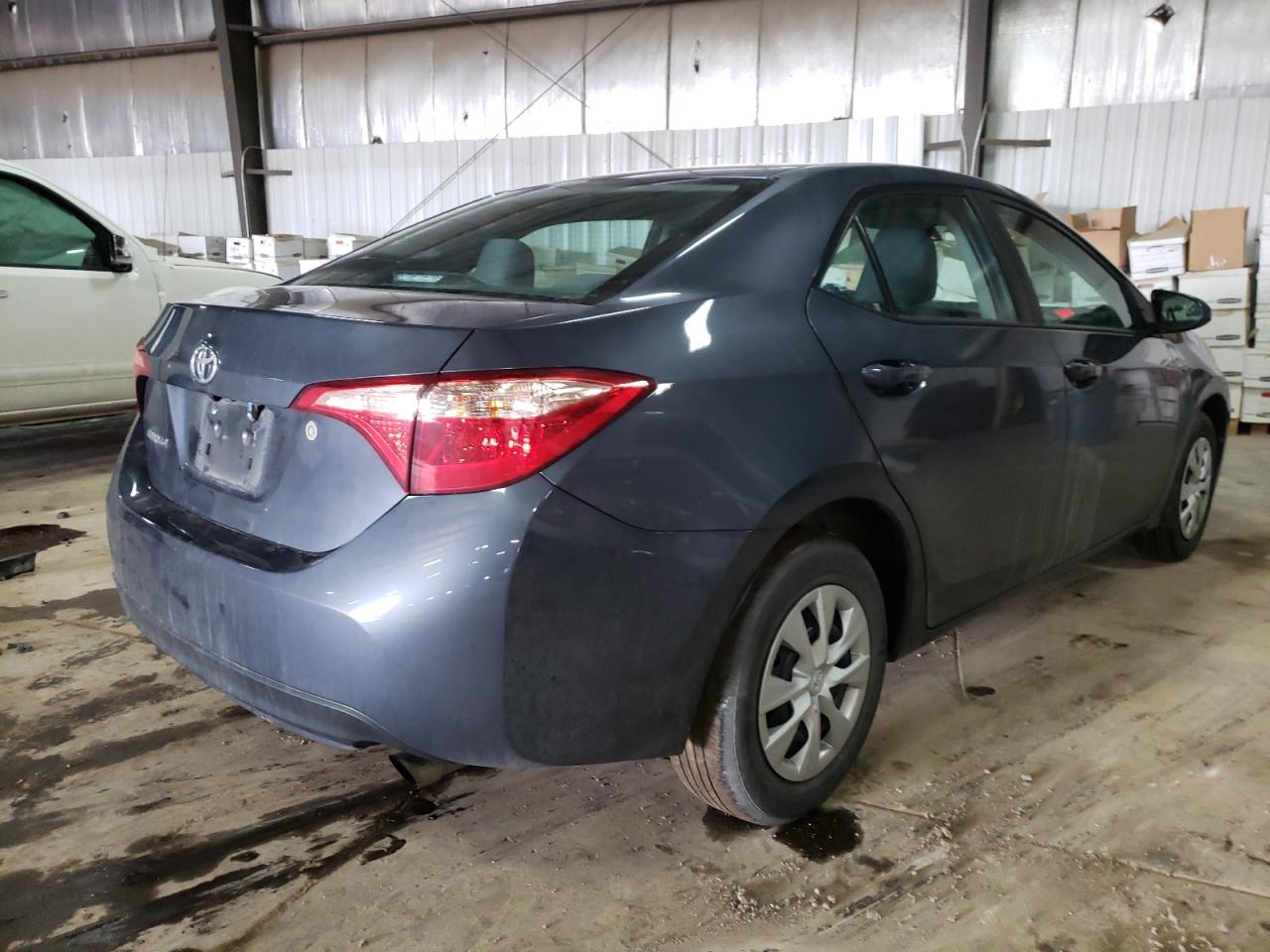 Photo 4 from auction – 2017 TOYOTA COROLLA L with VIN 5YFBURHE6HP587503