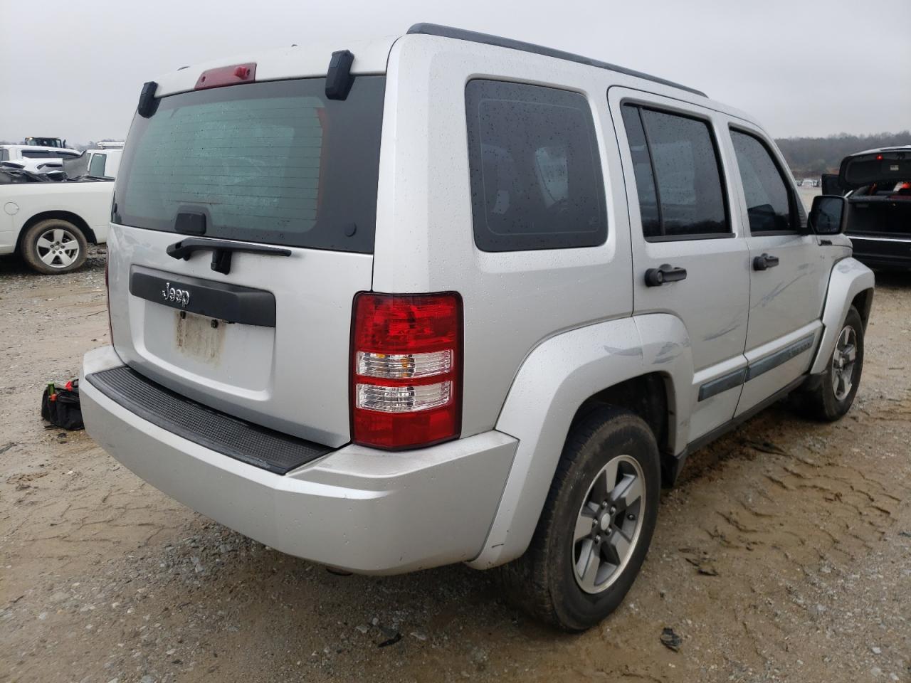 Photo 4 from auction – 2009 JEEP LIBERTY SP with VIN 1J8GP28K99W503489