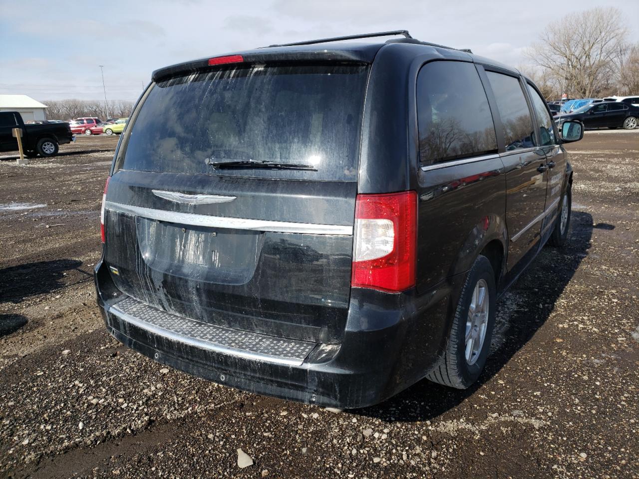 Photo 4 from auction – 2011 CHRYSLER TOWN & COU with VIN 2A4RR5DG1BR649276