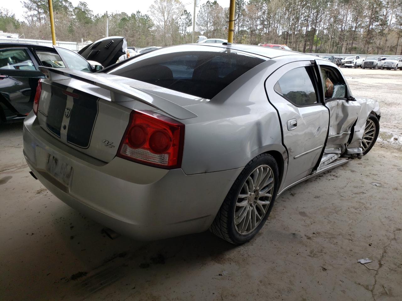 Photo 4 from auction – 2010 DODGE CHARGER R/ with VIN 2B3CA8CT6AH280276