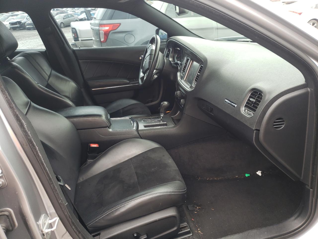 Photo 5 from auction – 2013 DODGE CHARGER R/ with VIN 2C3CDXCT1DH646461