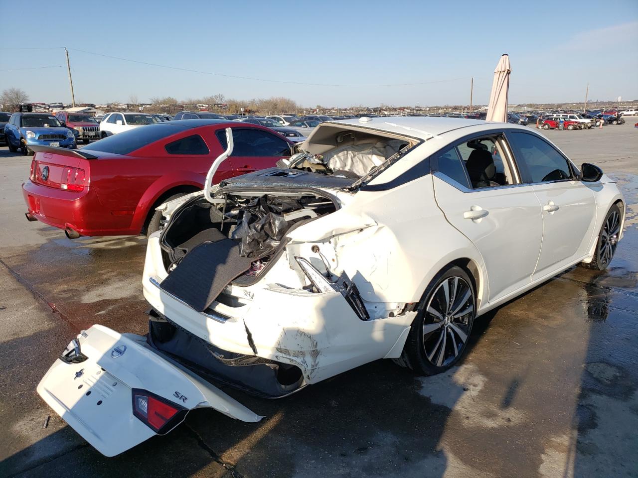 Photo 4 from auction – 2021 NISSAN ALTIMA SR with VIN 1N4BL4CVXMN348918
