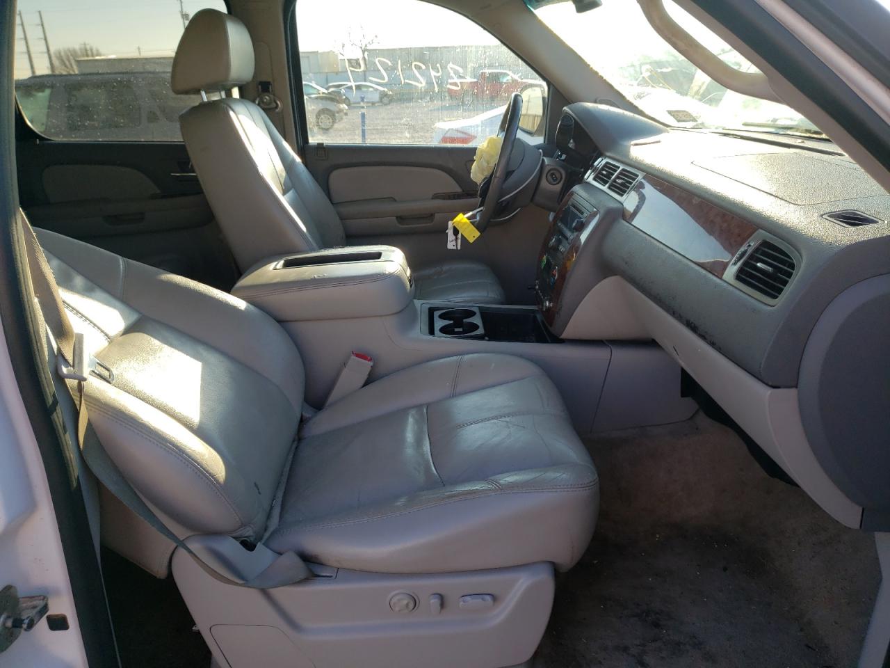 Photo 5 from auction – 2007 CHEVROLET SUBURBAN C with VIN 1GNFC16027R336633