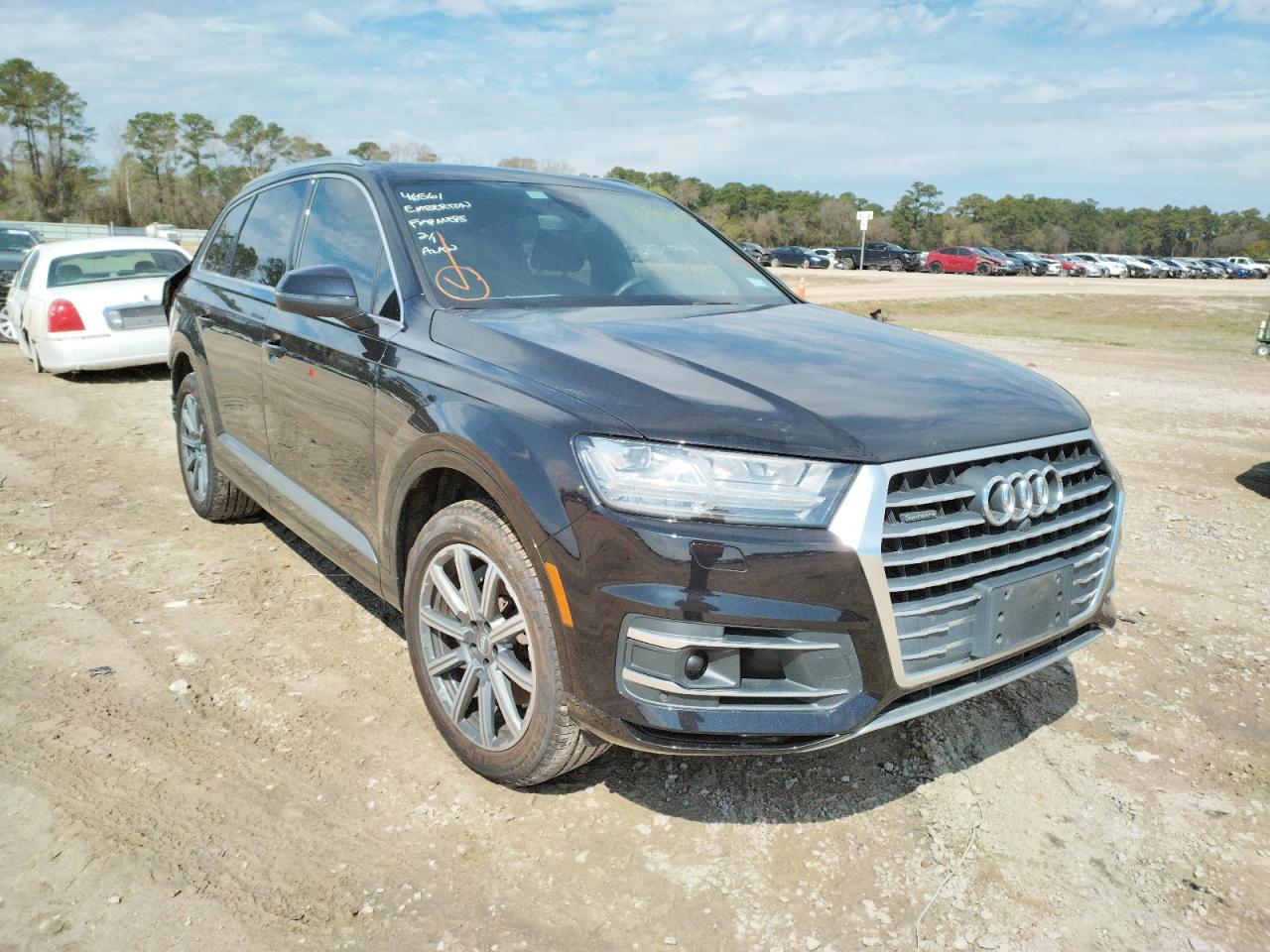 AUDI Q7 PREMIUM 2017 with VIN WA1LAAF71HD037593 - Photo from auction