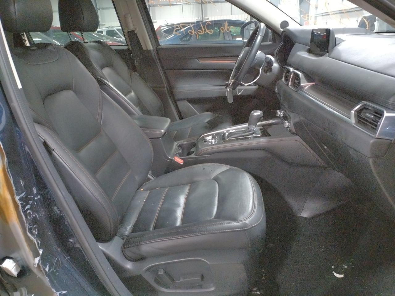 Photo 5 from auction – 2019 MAZDA CX-5 GRAND with VIN JM3KFBDM0K1649012