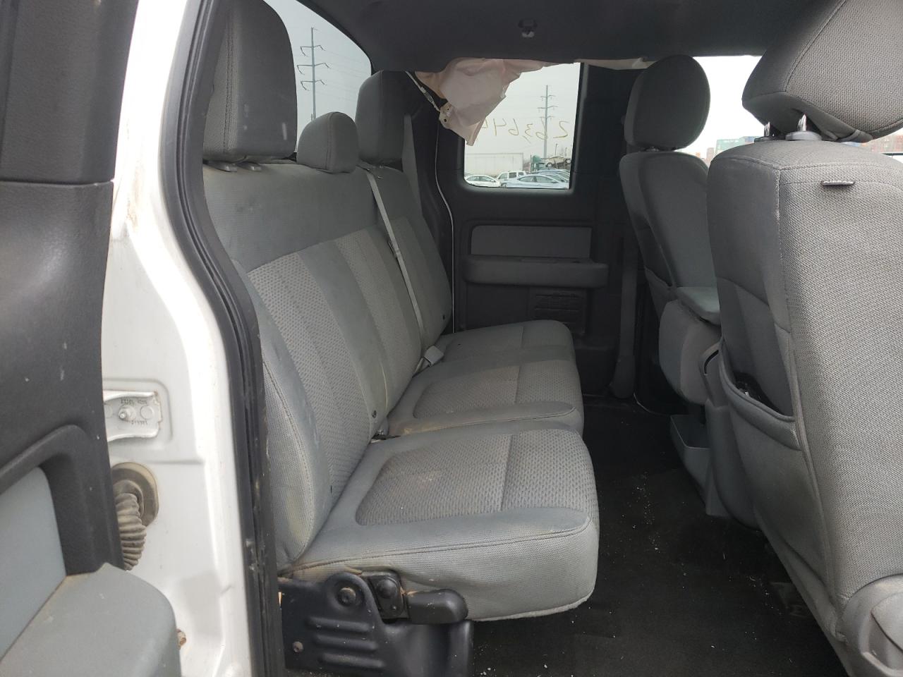 صورة رقم 6 من المزاد - 2013 FORD F150 SUPER مع VIN 1FTFX1EF8DFC41011