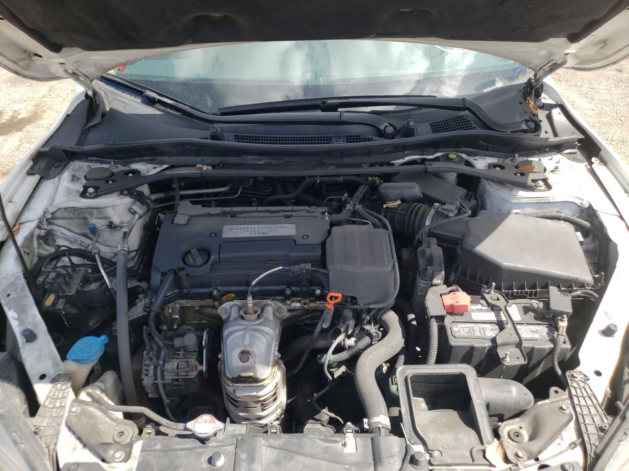 Photo 7 from auction – 2015 HONDA ACCORD EXL with VIN 1HGCR2F86FA133572