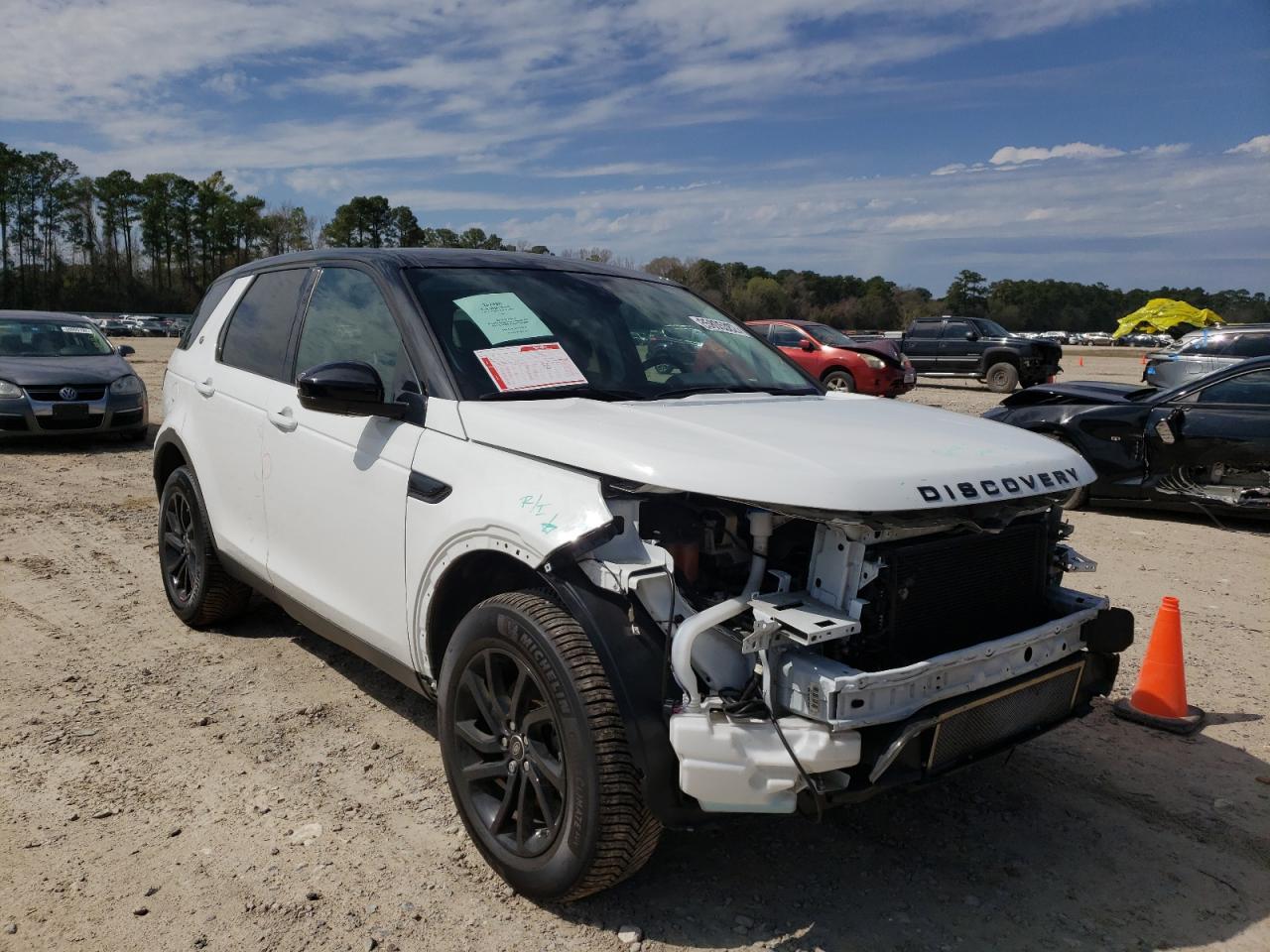 LAND ROVER DISCOVERY 2016 with VIN SALCR2BG2GH593843 - Photo from auction